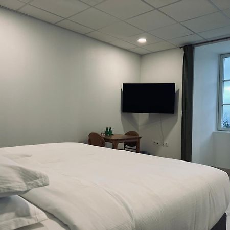 Chateau Lecusse - La Grande Roche - Hotel, Spa, Boutique & Restaurant Broze Екстер'єр фото