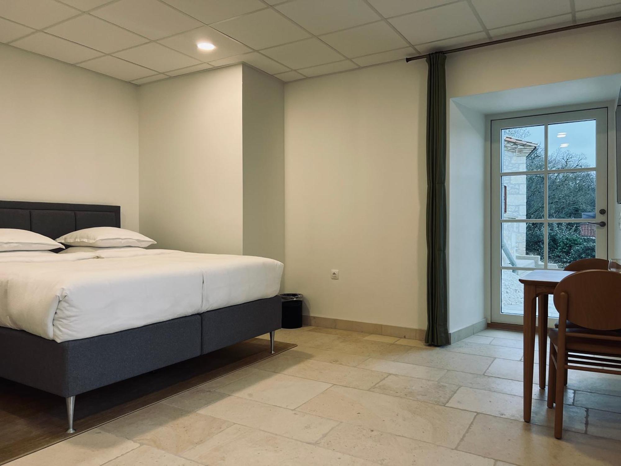 Chateau Lecusse - La Grande Roche - Hotel, Spa, Boutique & Restaurant Broze Екстер'єр фото