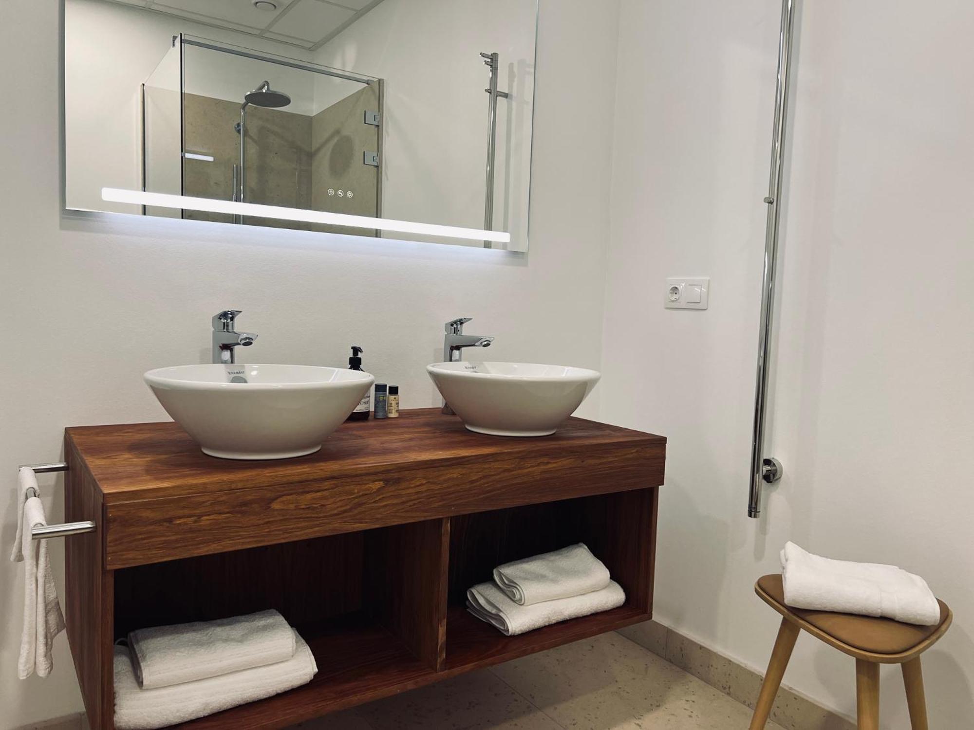 Chateau Lecusse - La Grande Roche - Hotel, Spa, Boutique & Restaurant Broze Екстер'єр фото