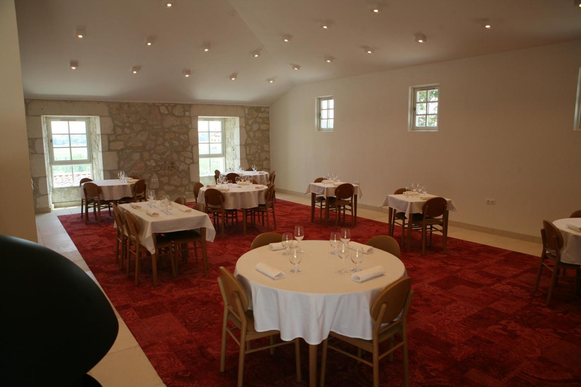 Chateau Lecusse - La Grande Roche - Hotel, Spa, Boutique & Restaurant Broze Екстер'єр фото